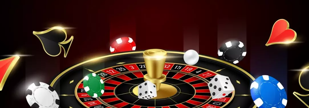 roulette wheel and casino chips 